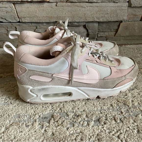 Nike Air Max 90 Futura Summit White Light Soft Pink Sneakers Suede Leather: 9.5 - Picture 3 of 11